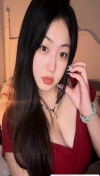 可舌吻肉感妹子