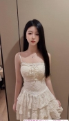 皮肤白嫩颜值嫩妹