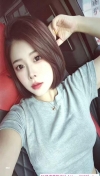 短发韵味轻少妇